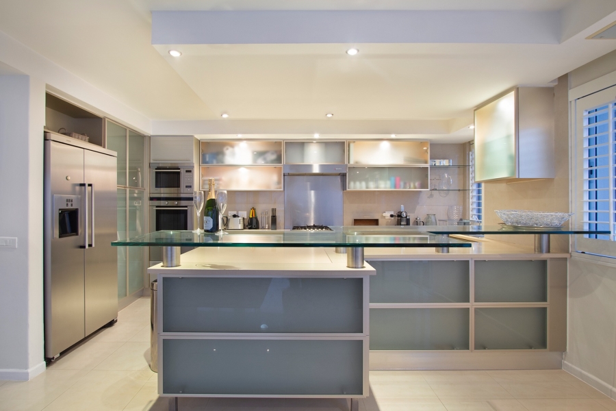 3 Bedroom Property for Sale in Clifton Western Cape